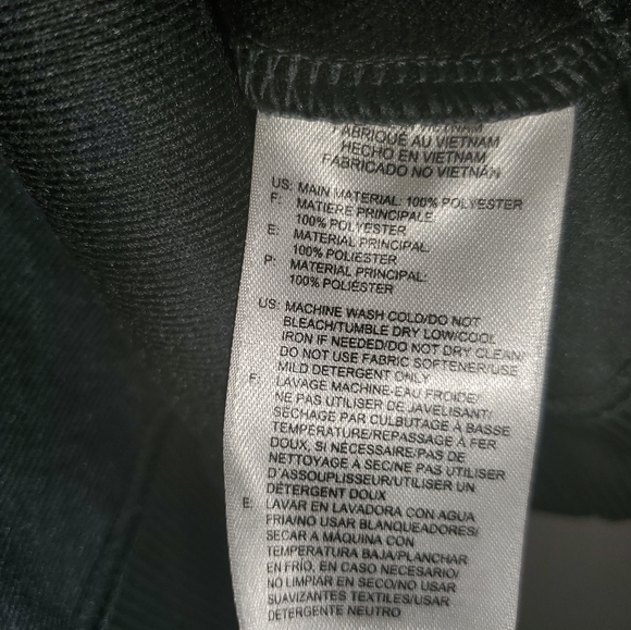 Reebok Grey Black/ Red sports coat - Picture 6 of 11